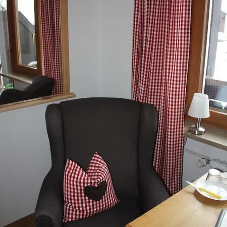 Inn Gaestehaus Carola