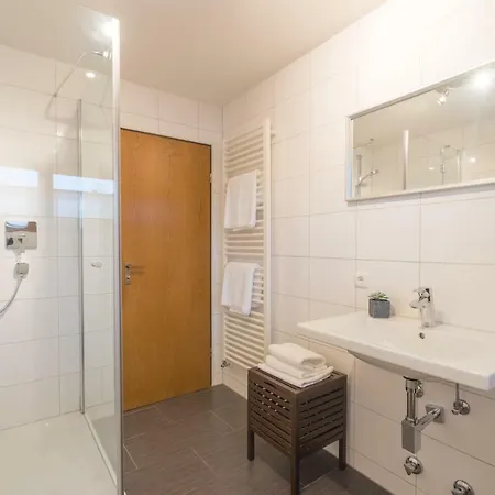 Gaestehaus Carola Inn 3*