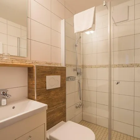 Inn Gaestehaus Carola Oberstdorf